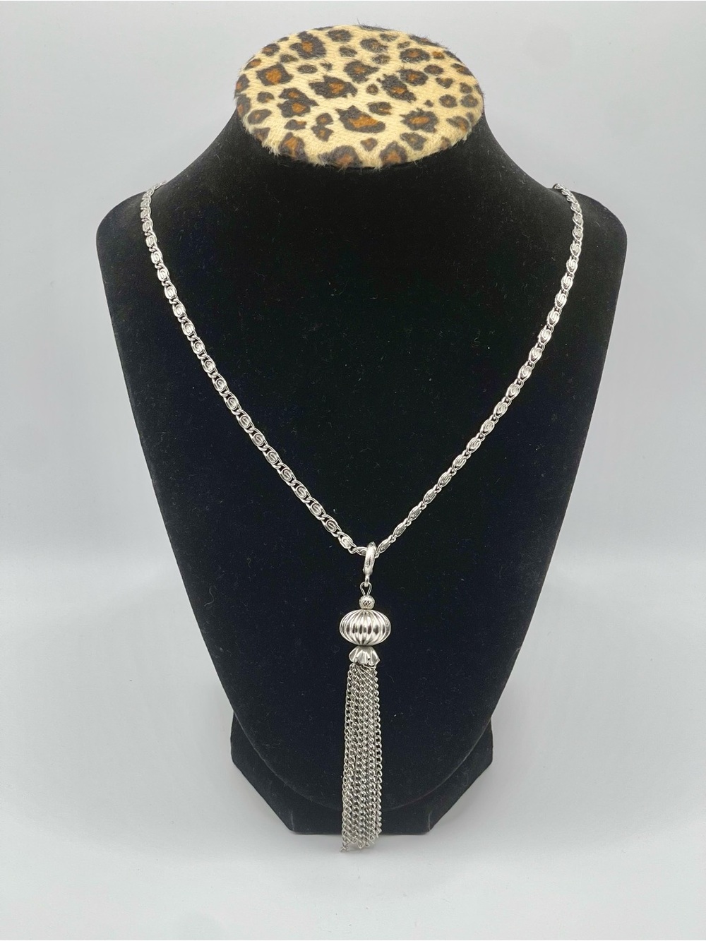 Vintage Silver Tone Tassel Byzantine S Style Pendant Necklace